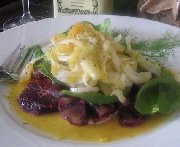 Salade chaude &agrave; l'orange sanguine, aux &eacute;pinards et au fenouil